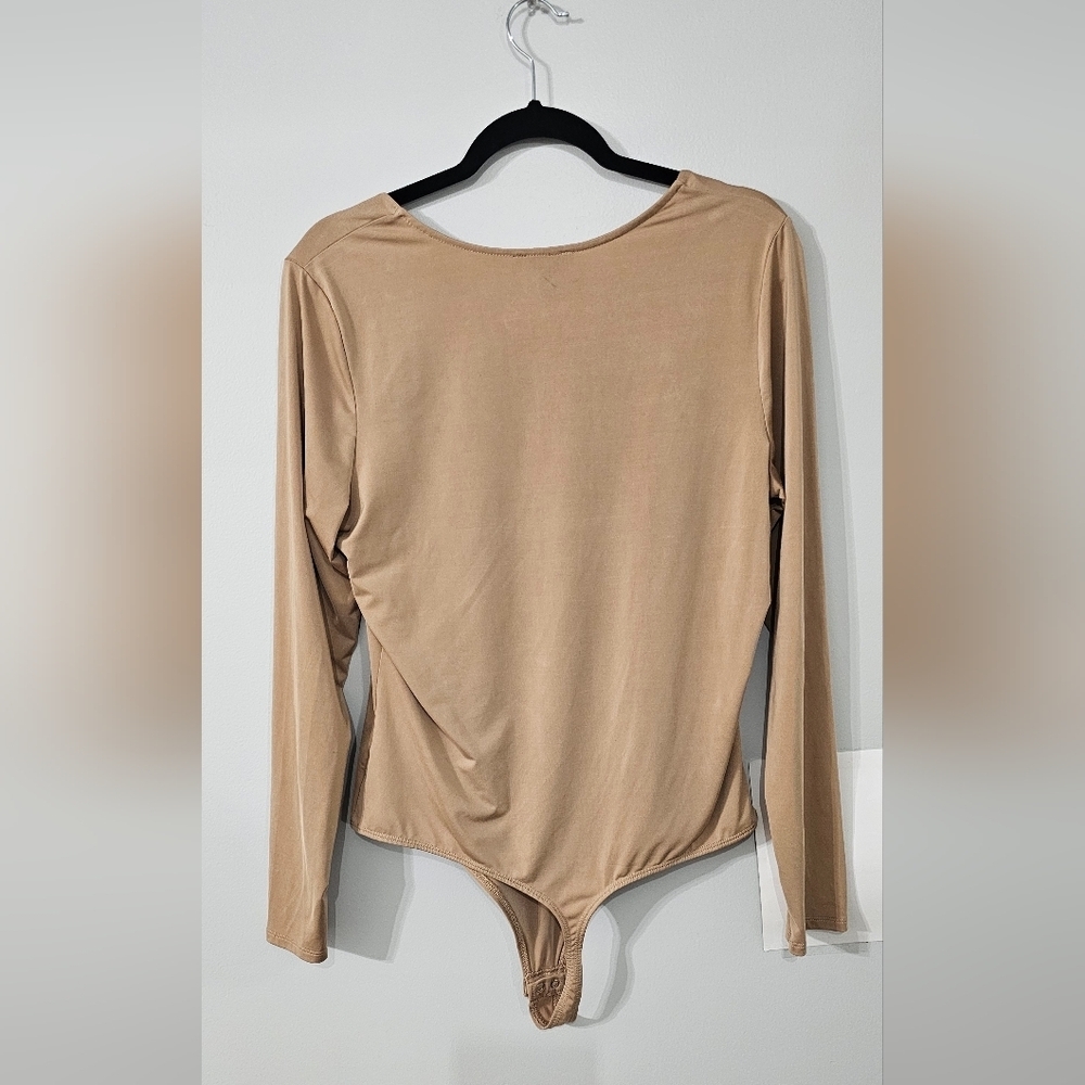 Express Bodysuit - Picture 5 of 6